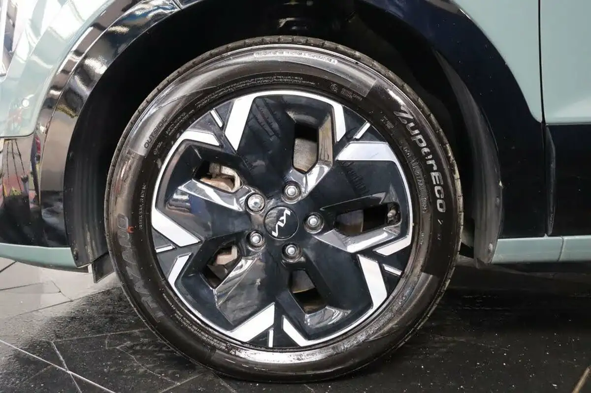 2022-kia-niro-ev-e-4-big-45