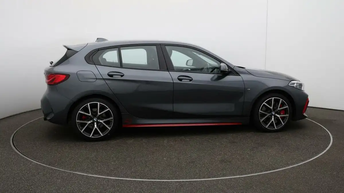 2021-bmw-1-series-20-128ti-lcp-big-41