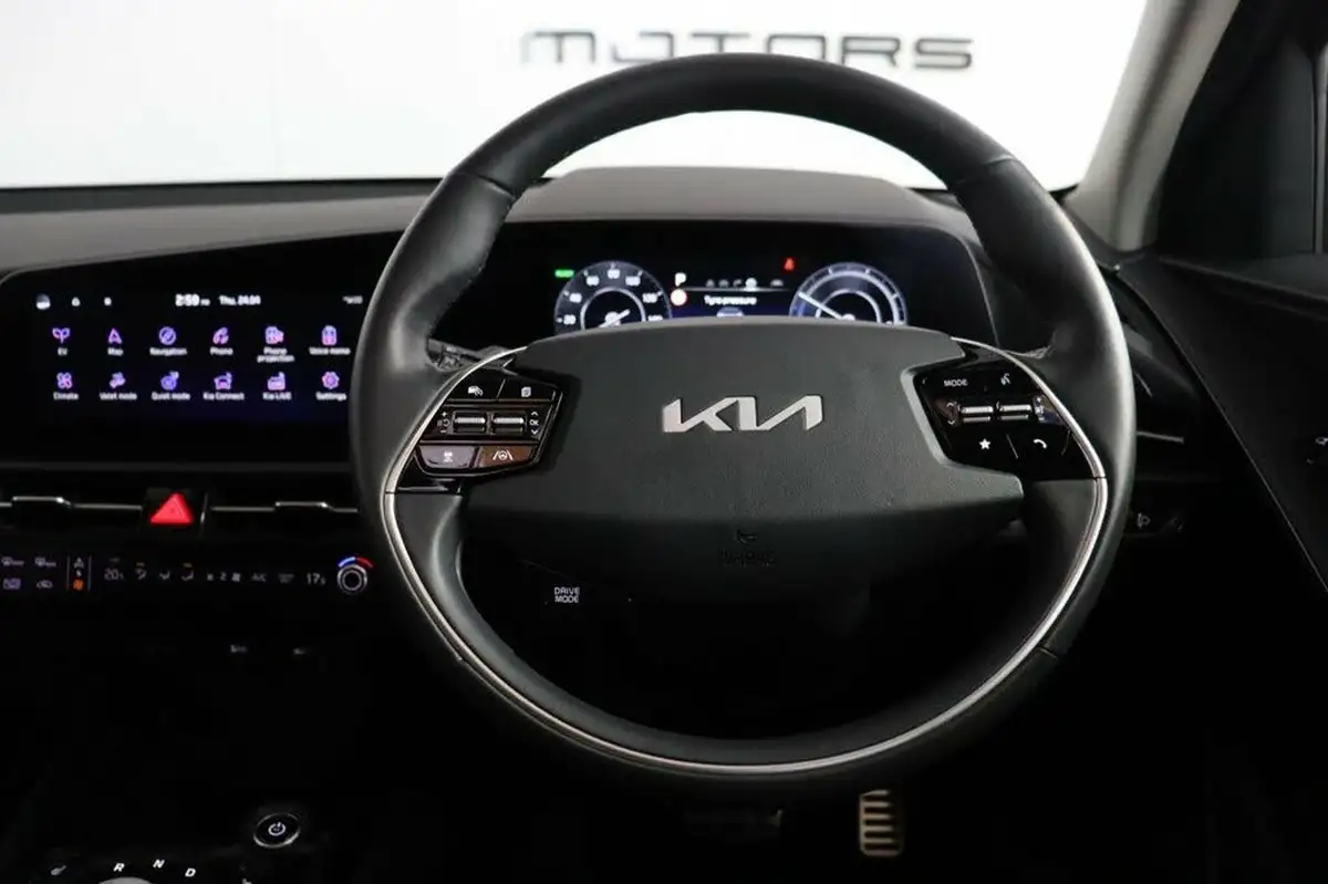 2022-kia-niro-ev-e-4-big-17