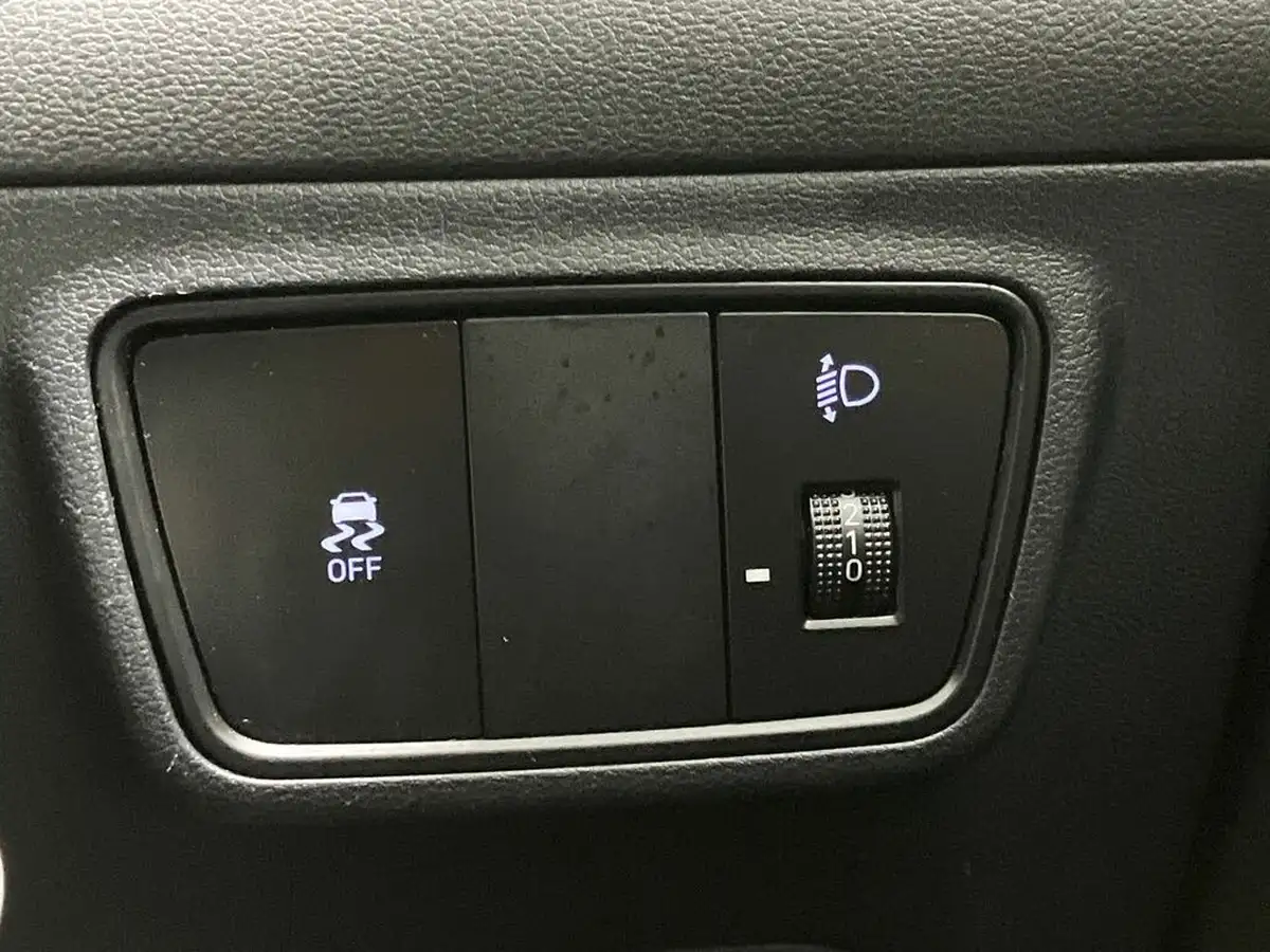 2022-hyundai-tucson-16-t-gdi-se-connect-150ps-48-volt-mhev-dct-big-30