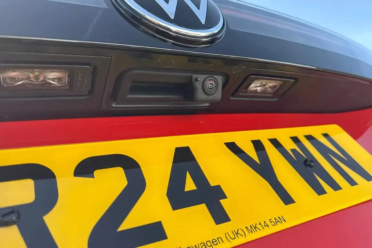 2024-volkswagen-tiguan-15-etsi-r-line-launch-edition-big-28
