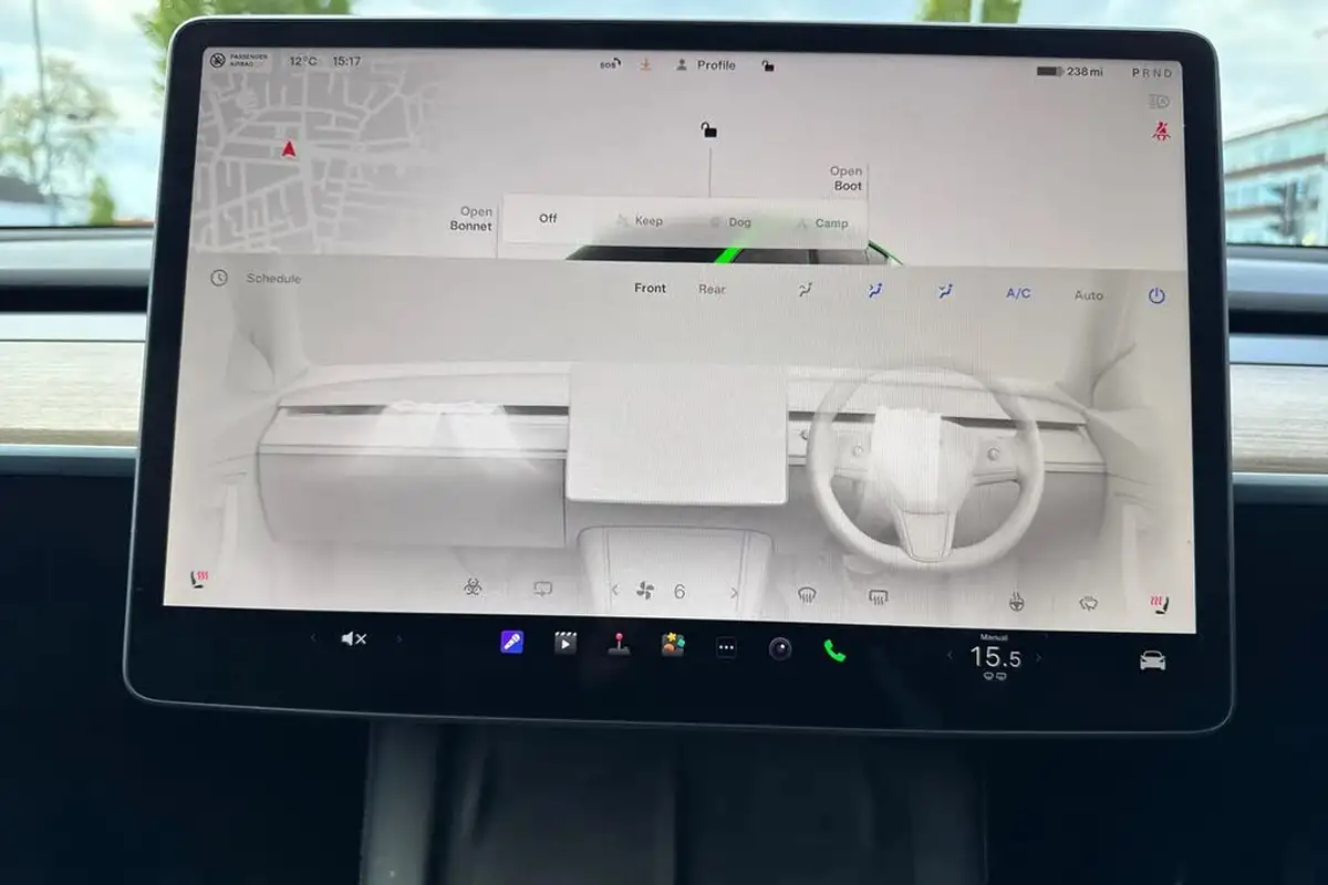 2022-tesla-model-y-e-long-range-big-21