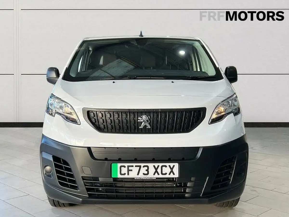 2024-peugeot-expert-e-professional-premium-standard-50kwh-big-5