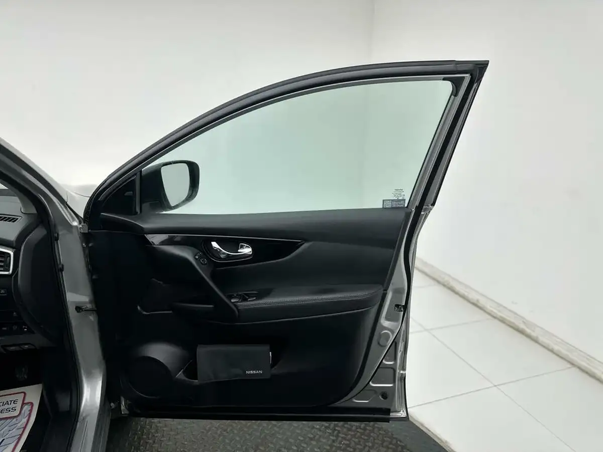 2015-nissan-qashqai-16dci-tekna-xtronic-cvt-big-15