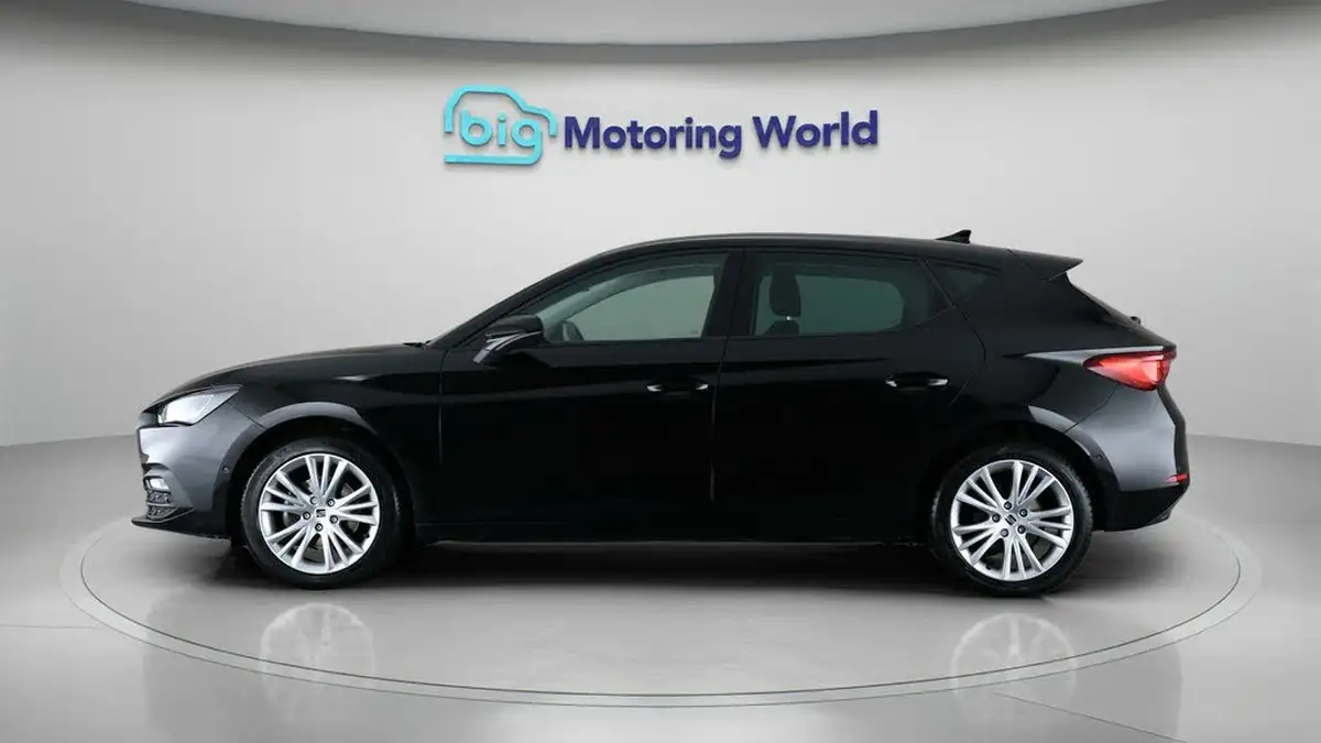 2022-seat-leon-10-tsi-evo-se-dynamic-hatchback-big-4