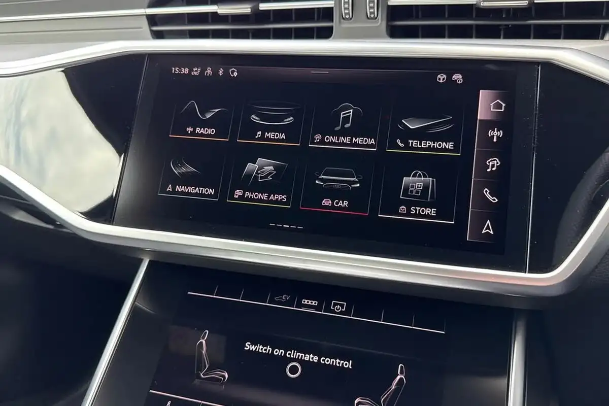 2024-audi-a6-saloon-20-50-tfsi-e-s-line-big-26