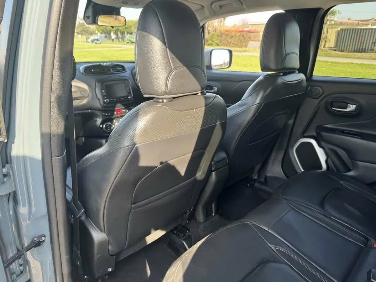 2015-jeep-renegade-16-multijet-ii-limited-ss-big-22