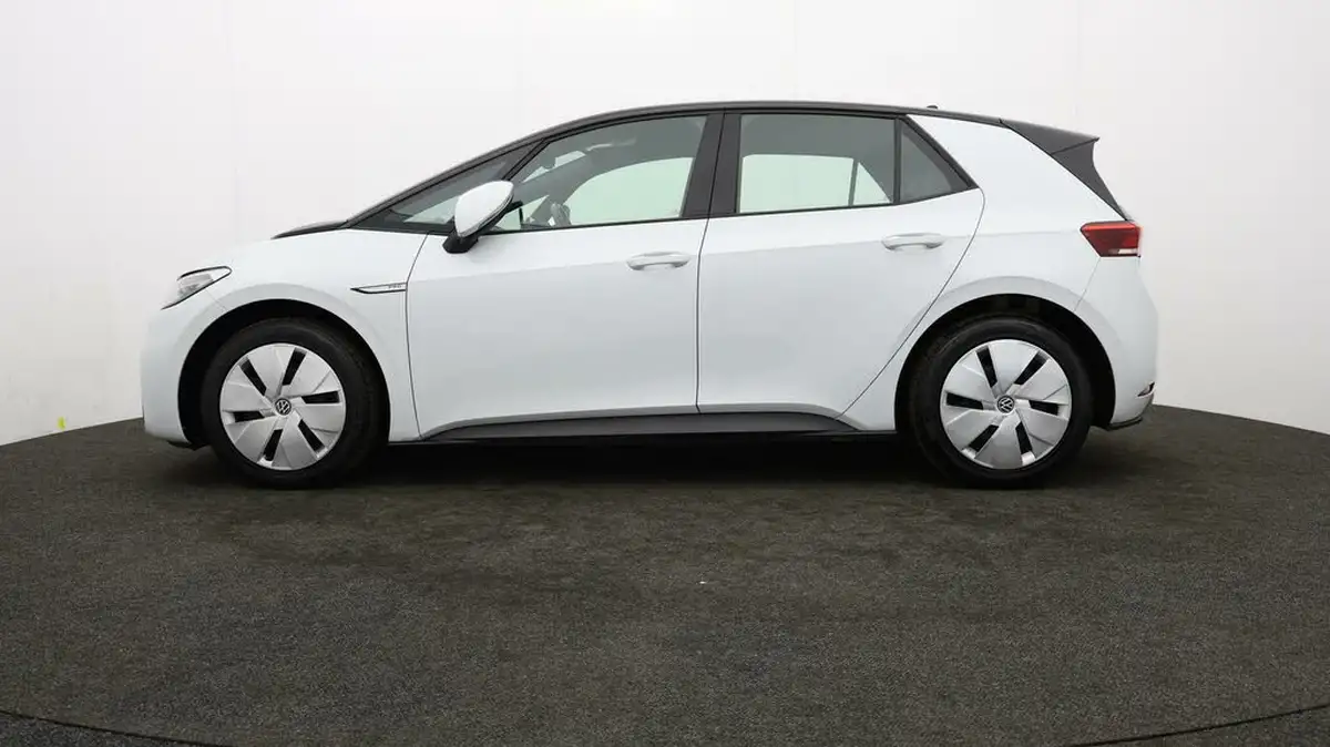 2022-volkswagen-id3-e-life-204ps-58kwh-pro-performance-big-3