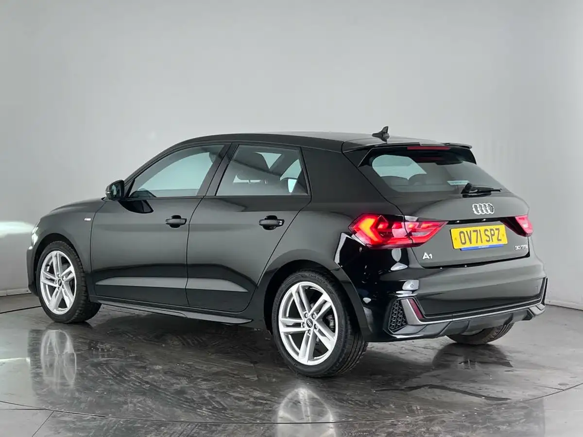 2021-audi-a1-10-30-tfsi-s-line-110ps-tronic-big-3