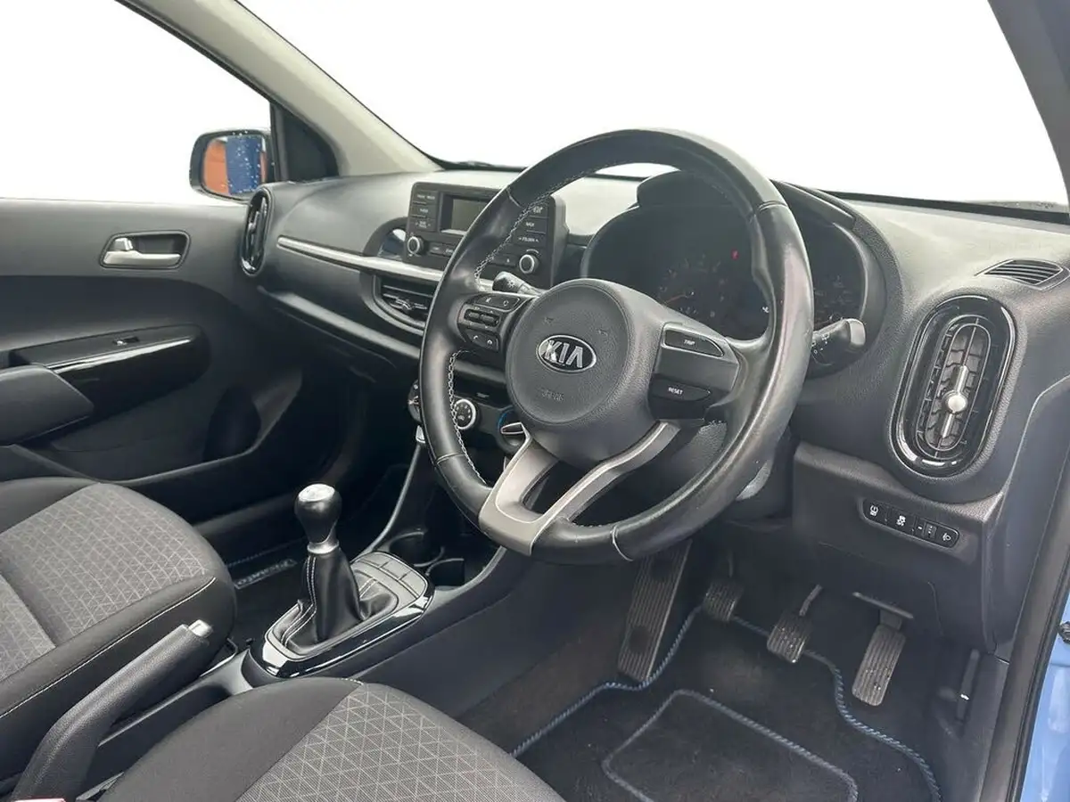 2018-kia-picanto-10-2-66bhp-big-9
