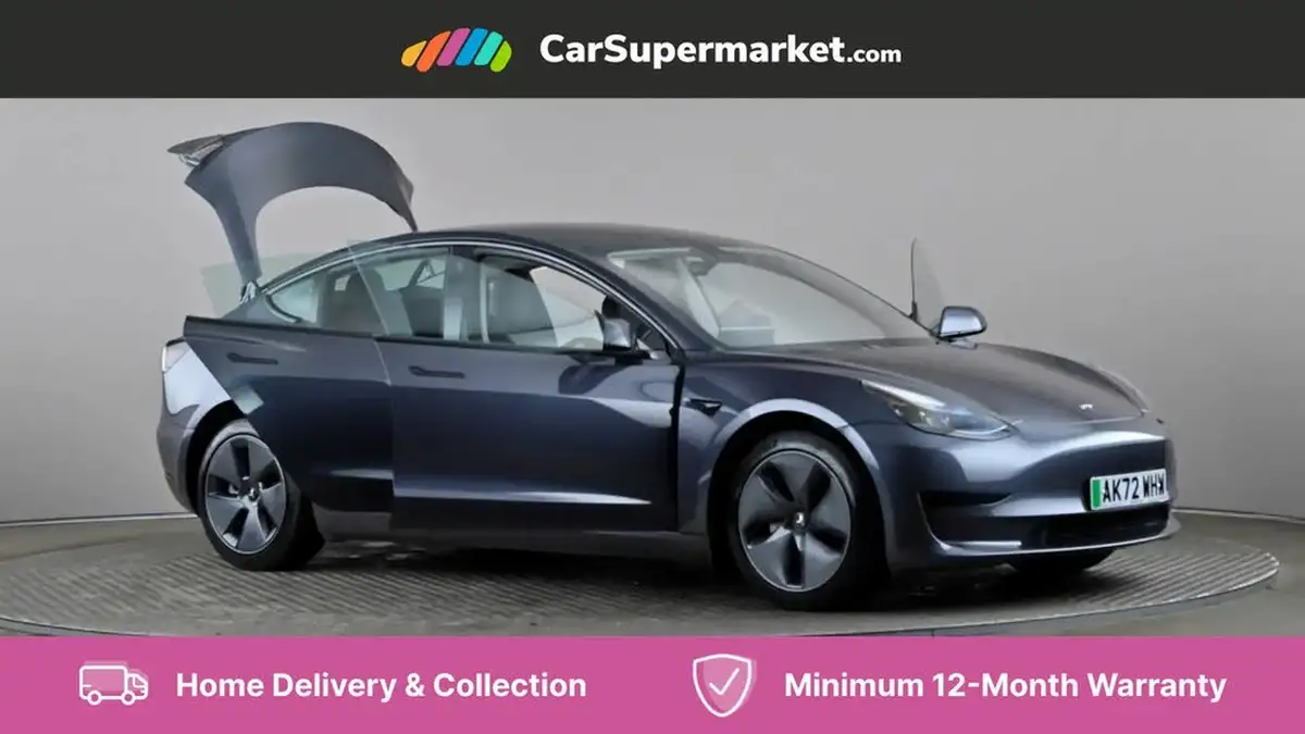2022-tesla-model-3-e-rwd-big-6