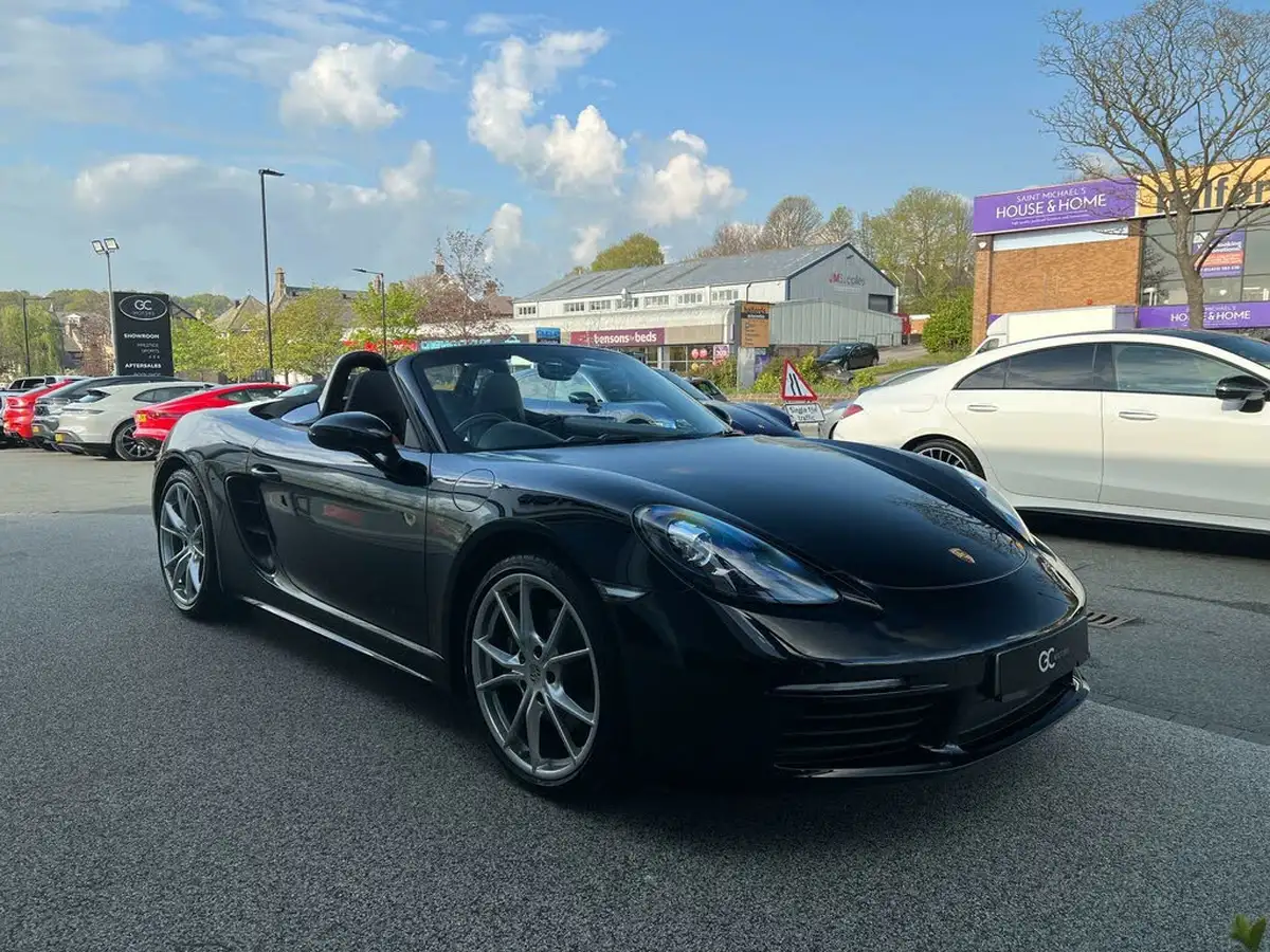 2022-porsche-boxster-718-big-7