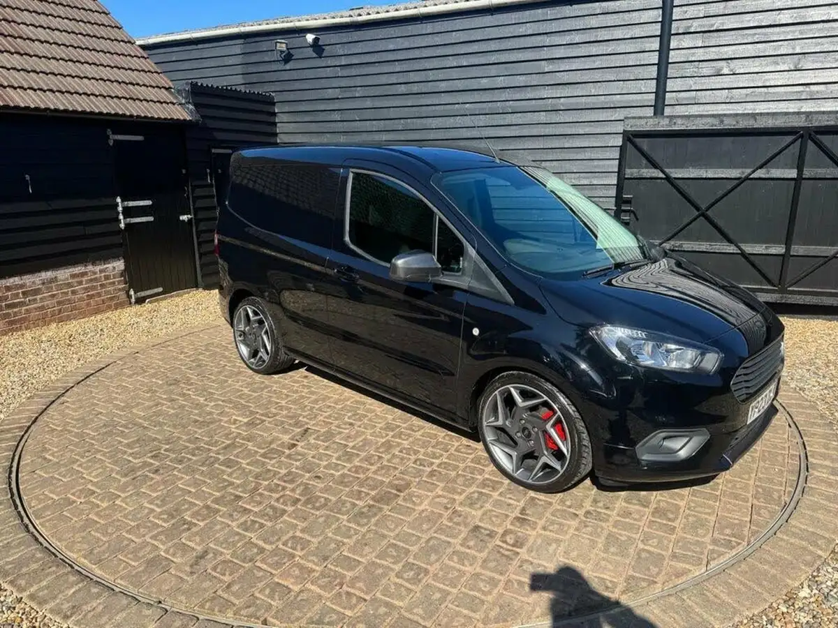 2023-ford-transit-courier-15tdci-sport-big-27