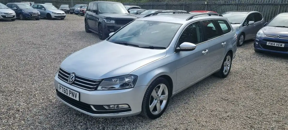 2011-volkswagen-passat-16td-se-estate-5d-big-2