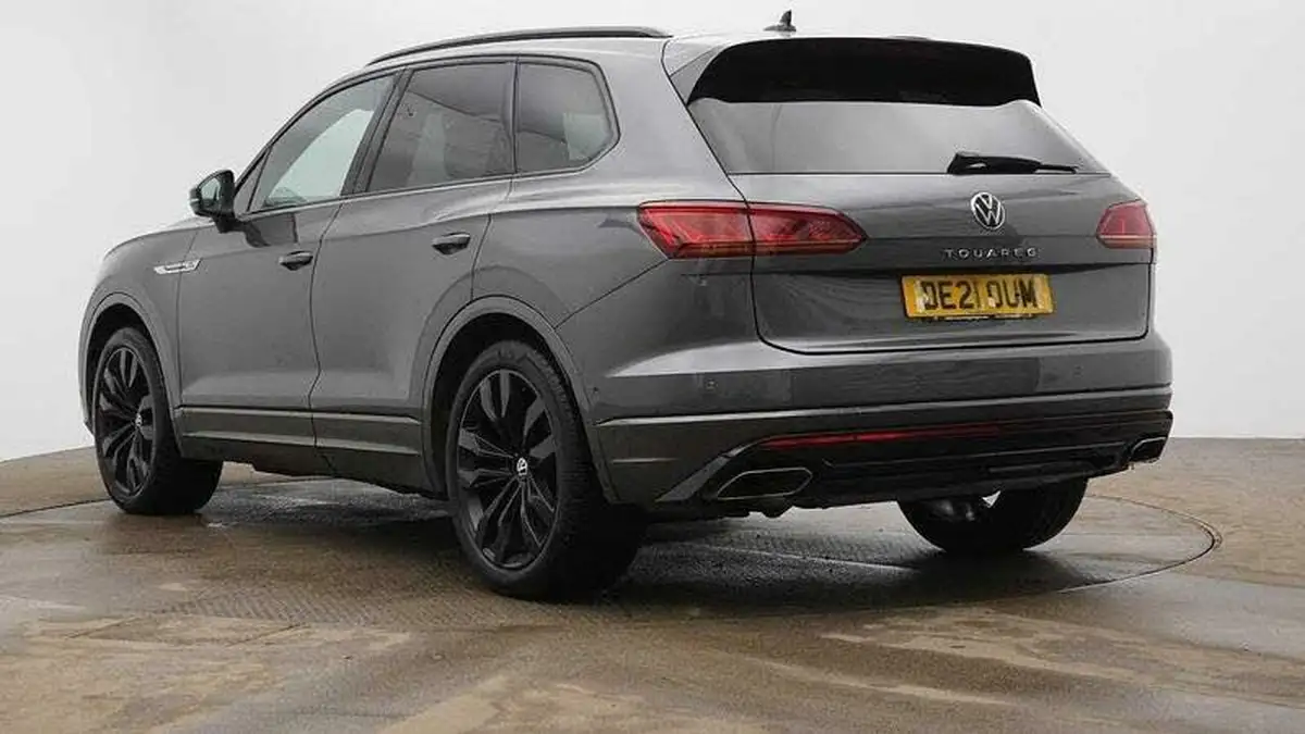 2021-volkswagen-touareg-30tdi-black-edition-286ps-big-2