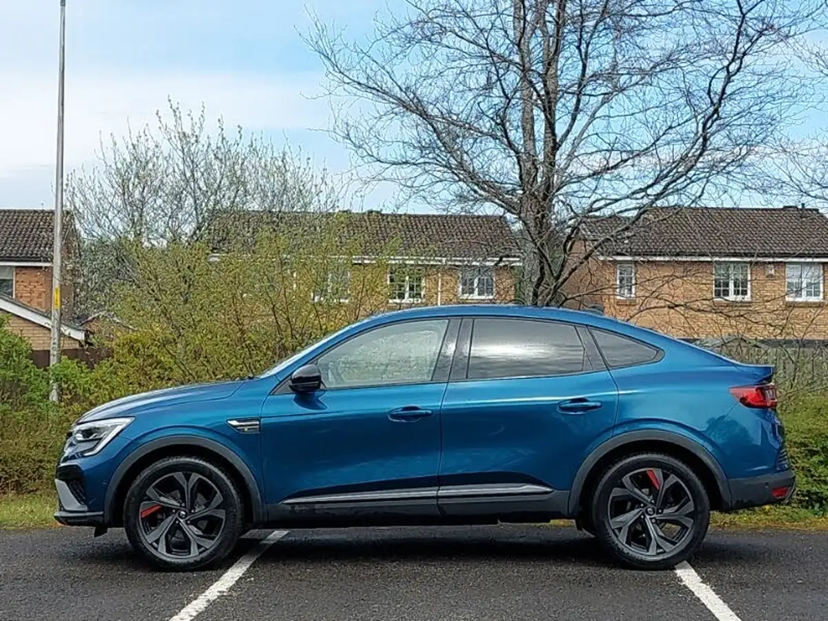 2022-renault-arkana-16-rs-line-big-3