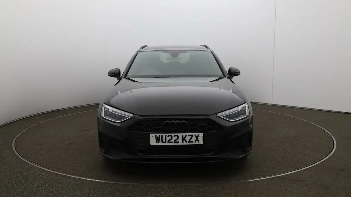 2022-audi-a4-avant-20-35-tfsi-black-edition-s-tronic-big-2