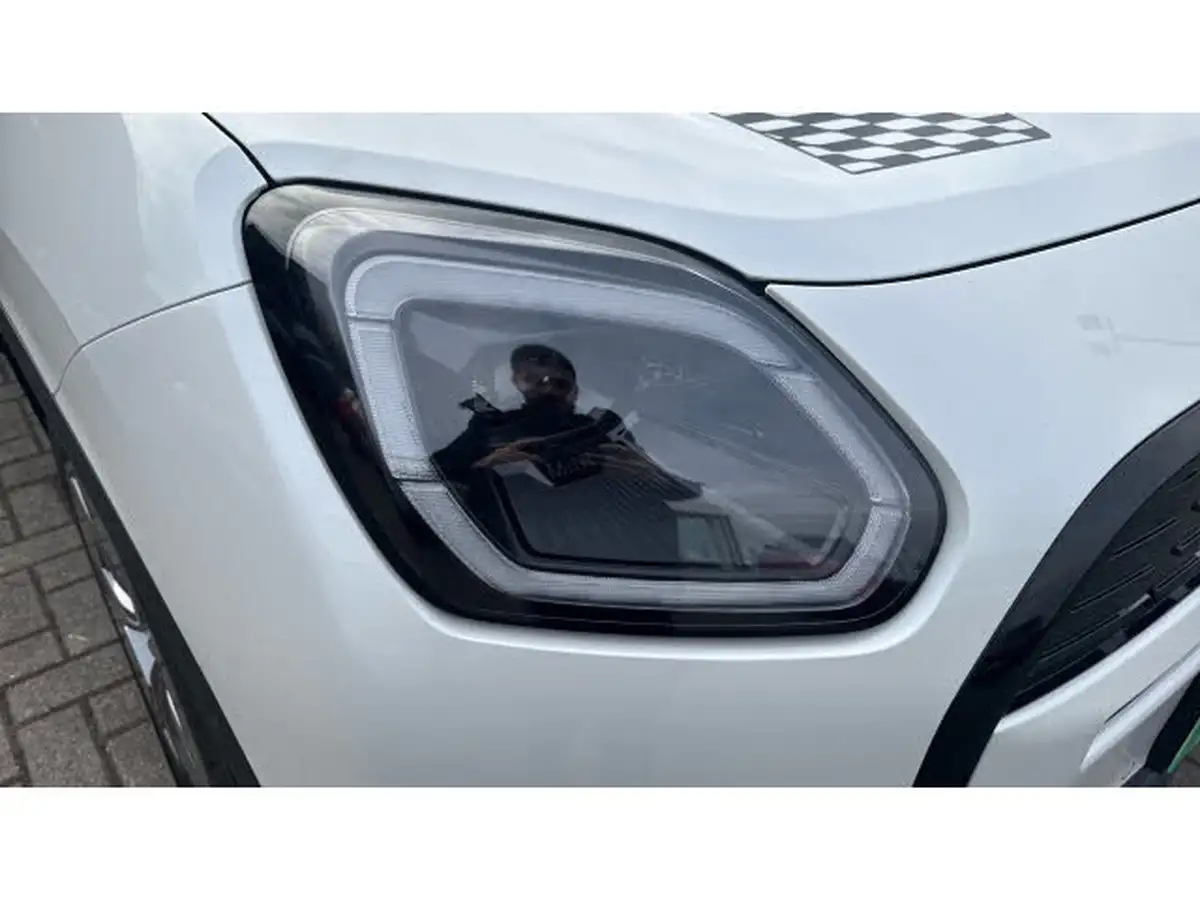 2024-mini-countryman-e-cooper-e-classic-big-22