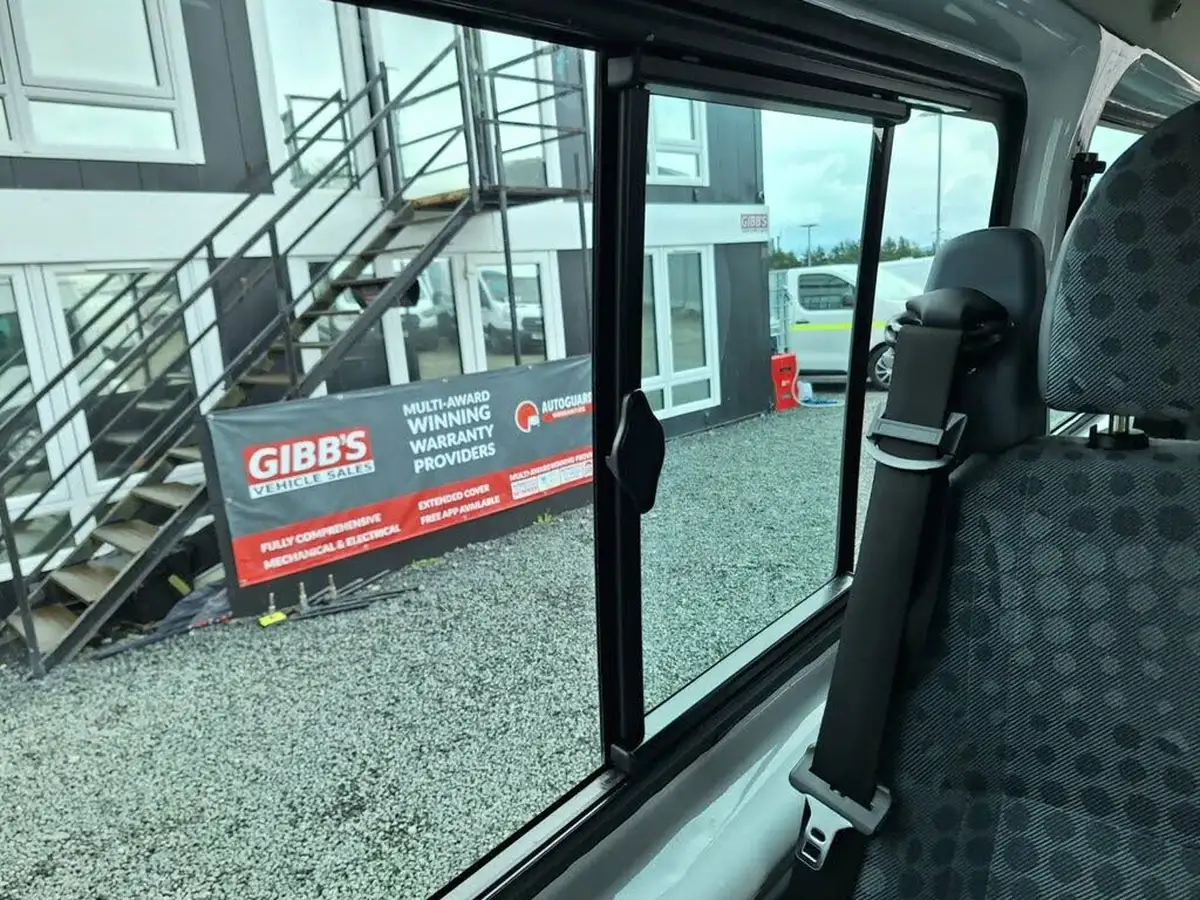 2013-ford-transit-22td-350-lwb-hdt-med-bus-14-seats-m2-big-11