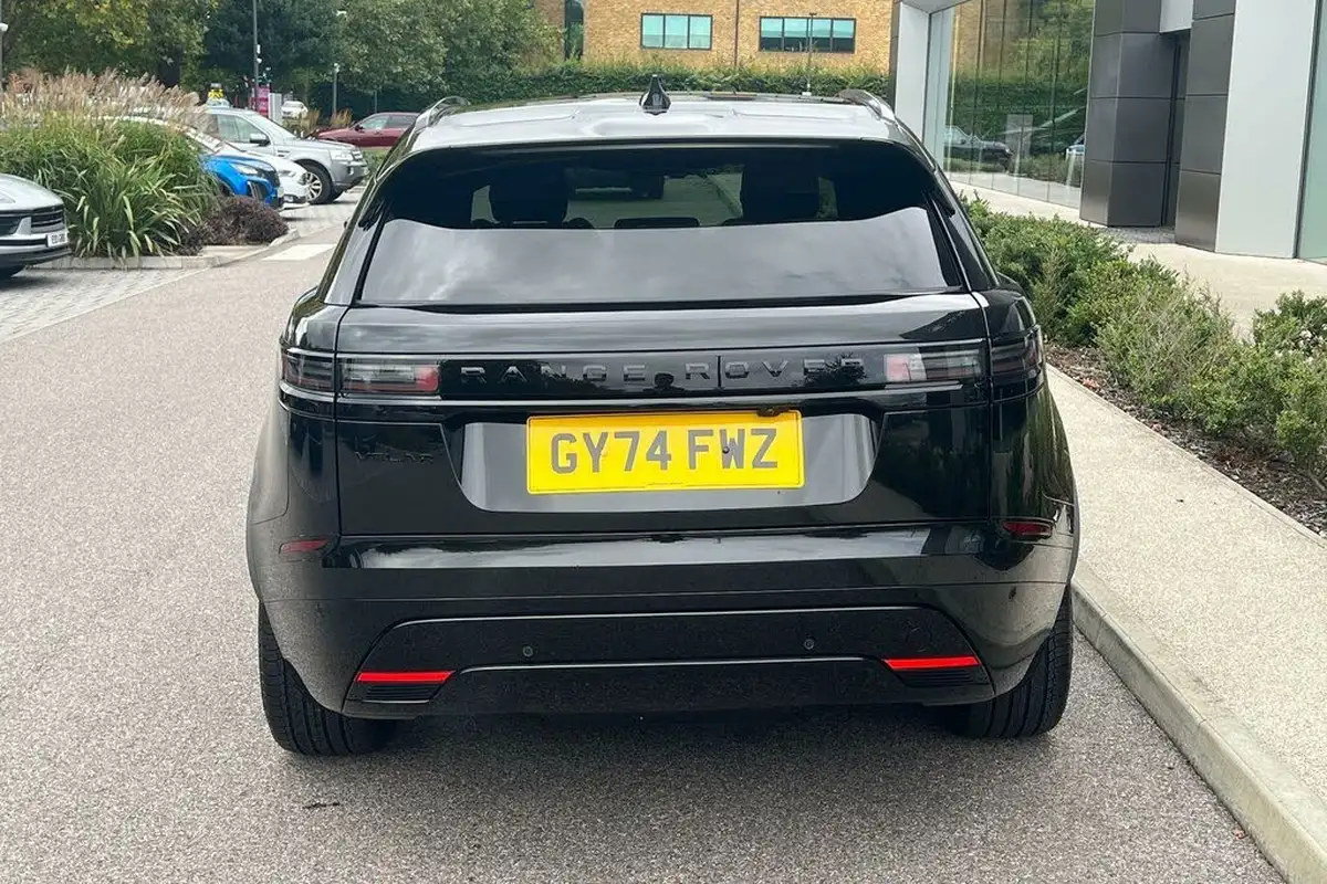 2024-land-rover-range-rover-velar-20-d200-dynamic-se-big-9