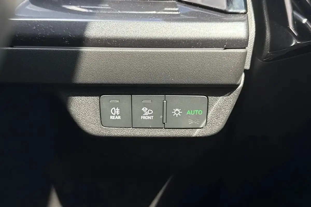 2024-audi-q4-e-tron-45e-black-edition-station-wagon-auto-big-27