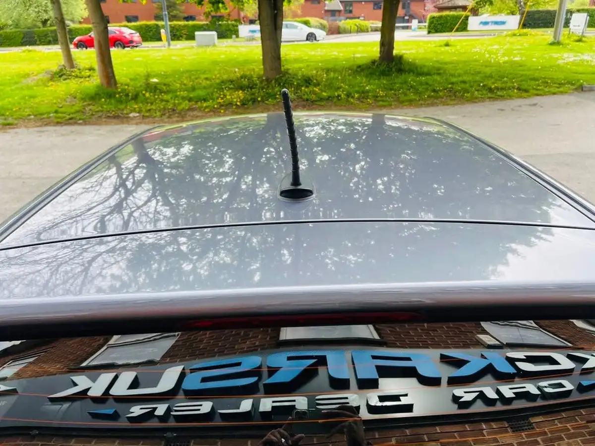 2018-hyundai-i10-10-se-67ps-big-20