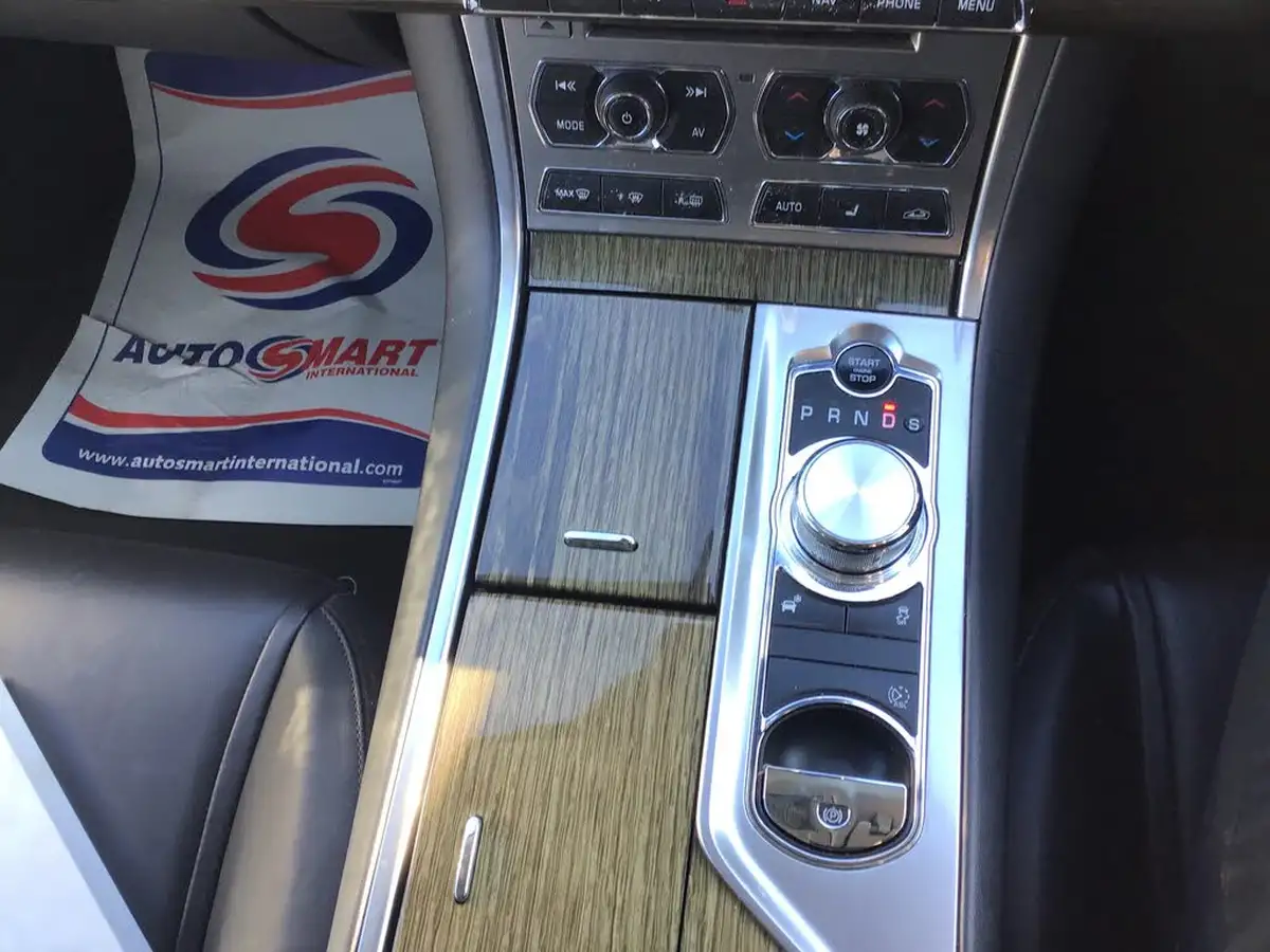 2014-jaguar-xf-22td-premium-luxury-200ps-sportbrake-5d-big-23