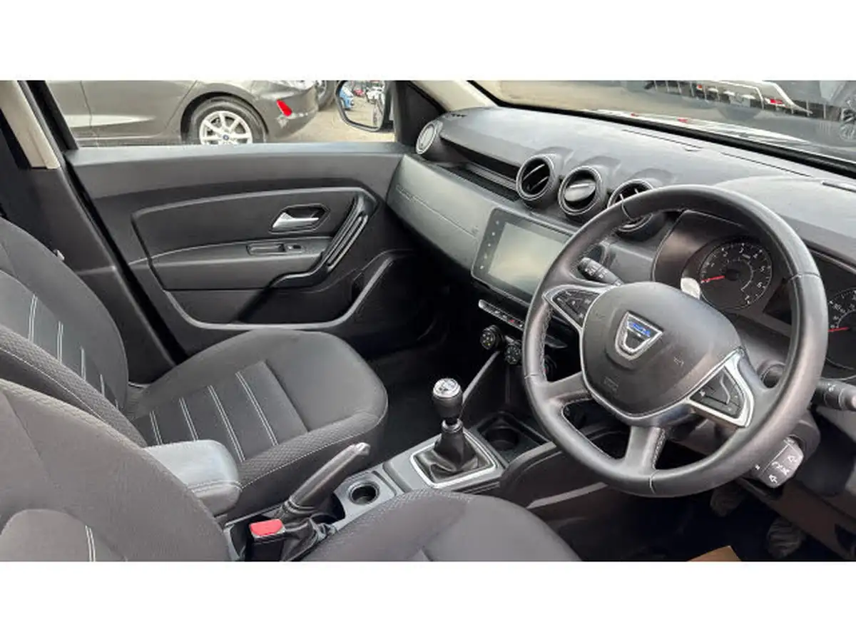2022-dacia-duster-10-tce-comfort-90hpeu6d-4x2-window-van-big-13