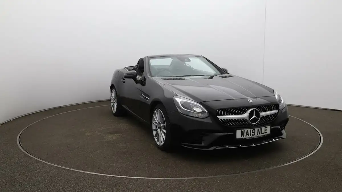 2019-mercedes-benz-slc-16-slc180-amg-line-9g-tronic-big-35