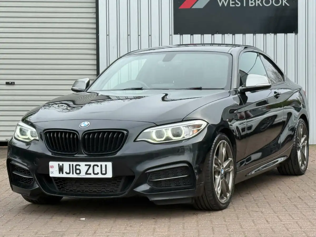 2016-bmw-2-series-30-m235i-coupe-sport-auto-big-3