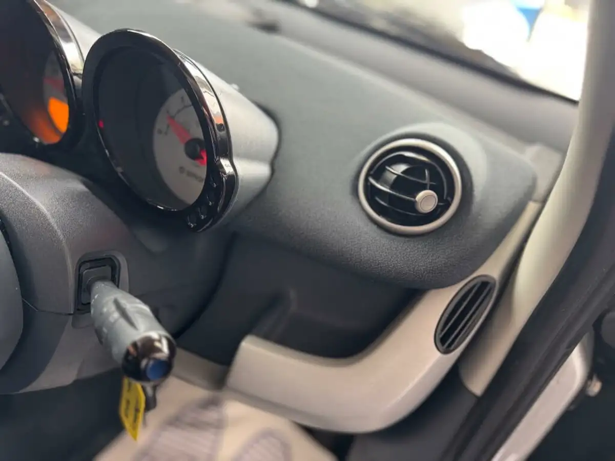 2006-smart-forfour-11-passion-semi-a-big-33