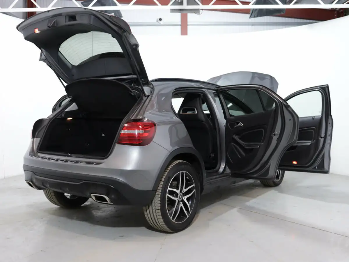 2019-mercedes-benz-gla-class-16-gla-180-urban-edition-big-60