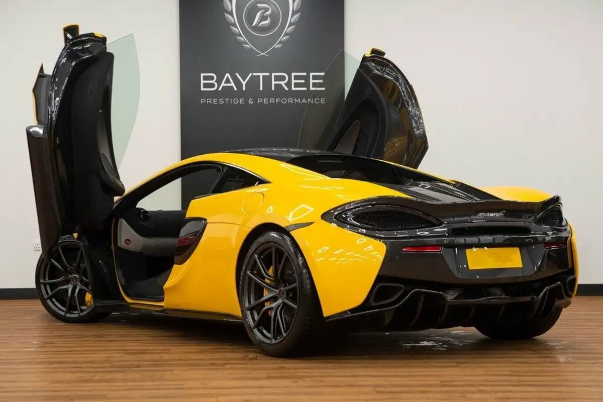 2017-mclaren-570s-38-coupe-big-32