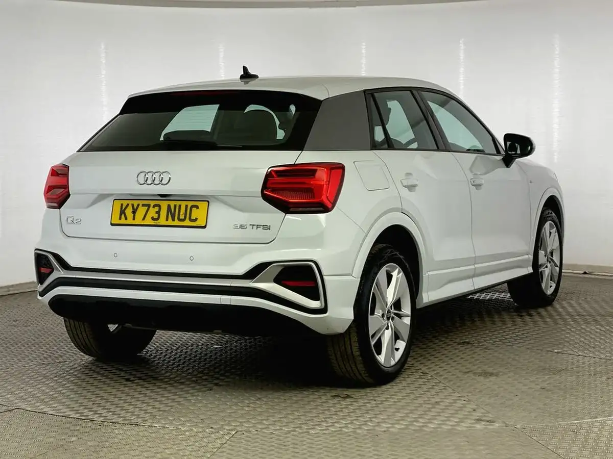 2023-audi-q2-15-35-tfsi-s-line-big-6