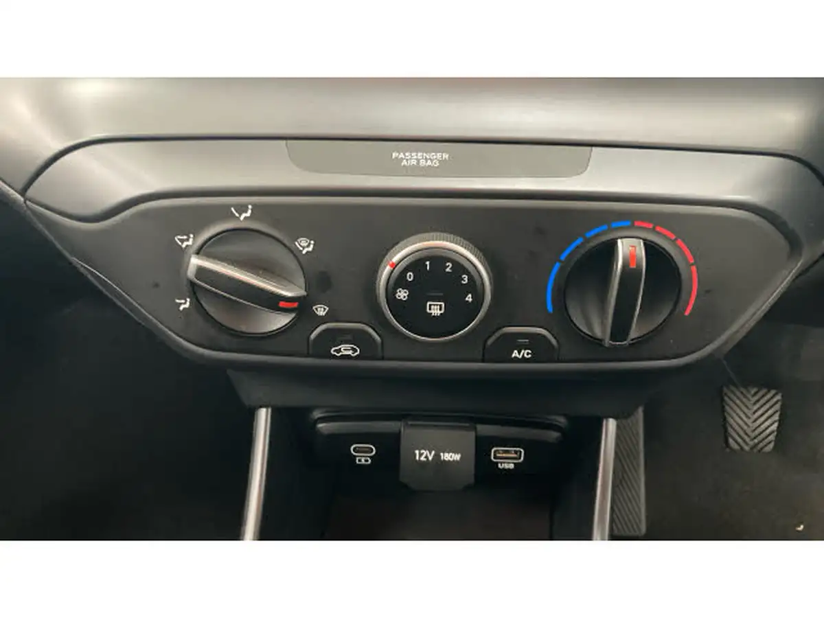 2025-hyundai-i20-10-t-gdi-advance-big-29