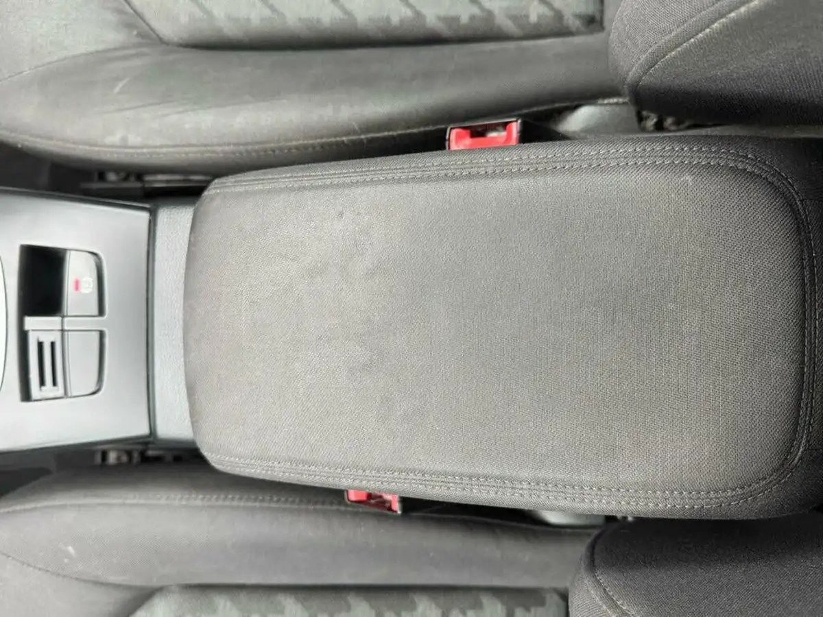 2013-audi-a3-16td-se-hatchback-3d-big-22