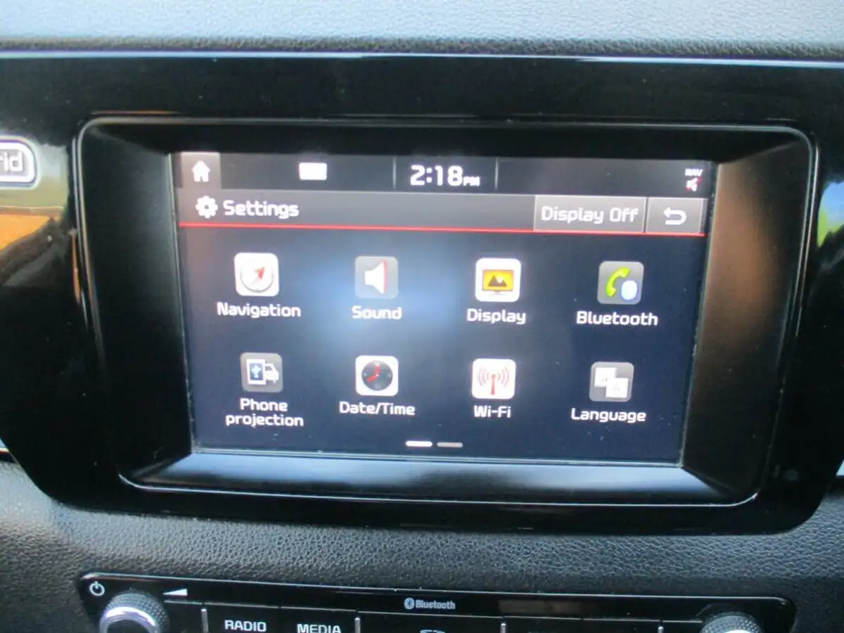 2017-kia-niro-16-gdi-2-156kwh-lithium-ion-big-49