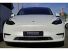 2022-tesla-model-y-e-long-range-small-3