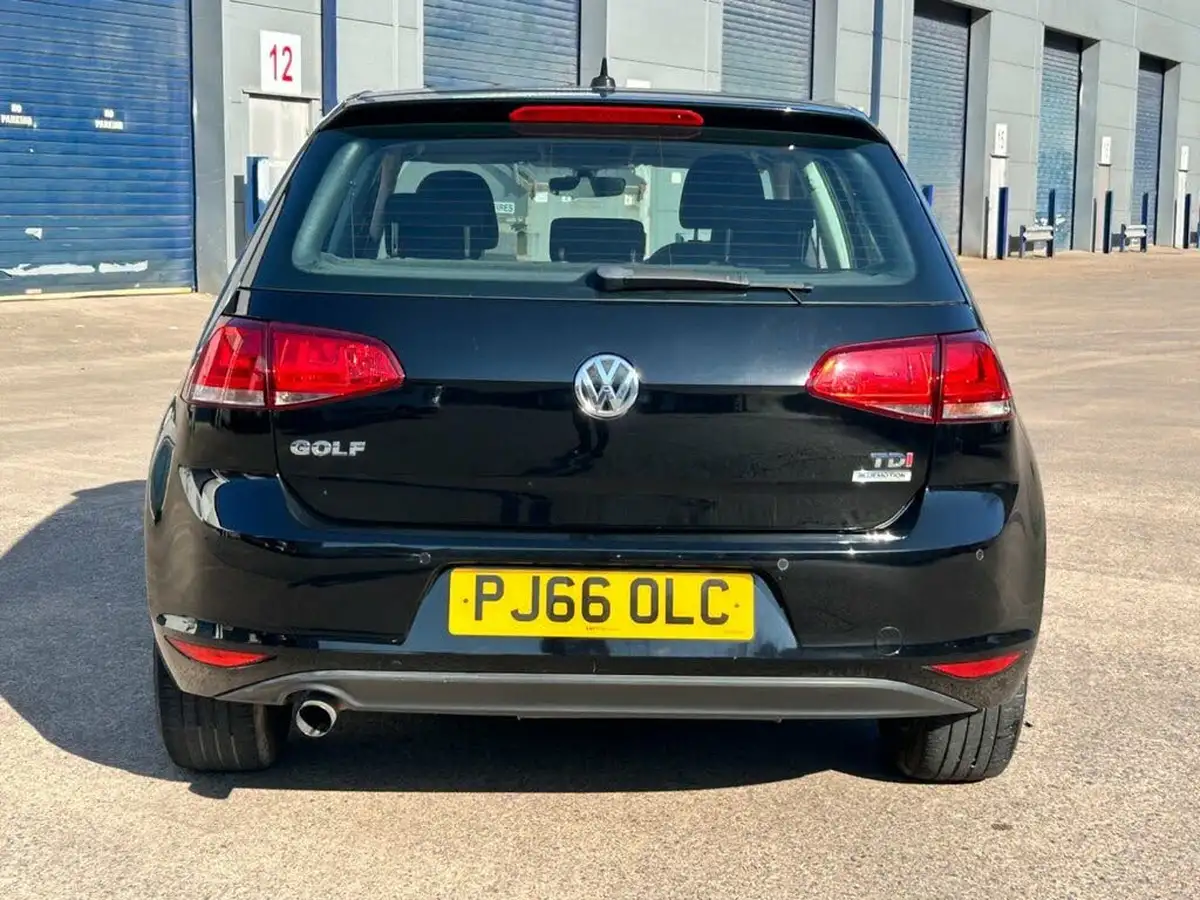 2016-volkswagen-golf-16tdi-match-edition-hatchback-5d-big-3