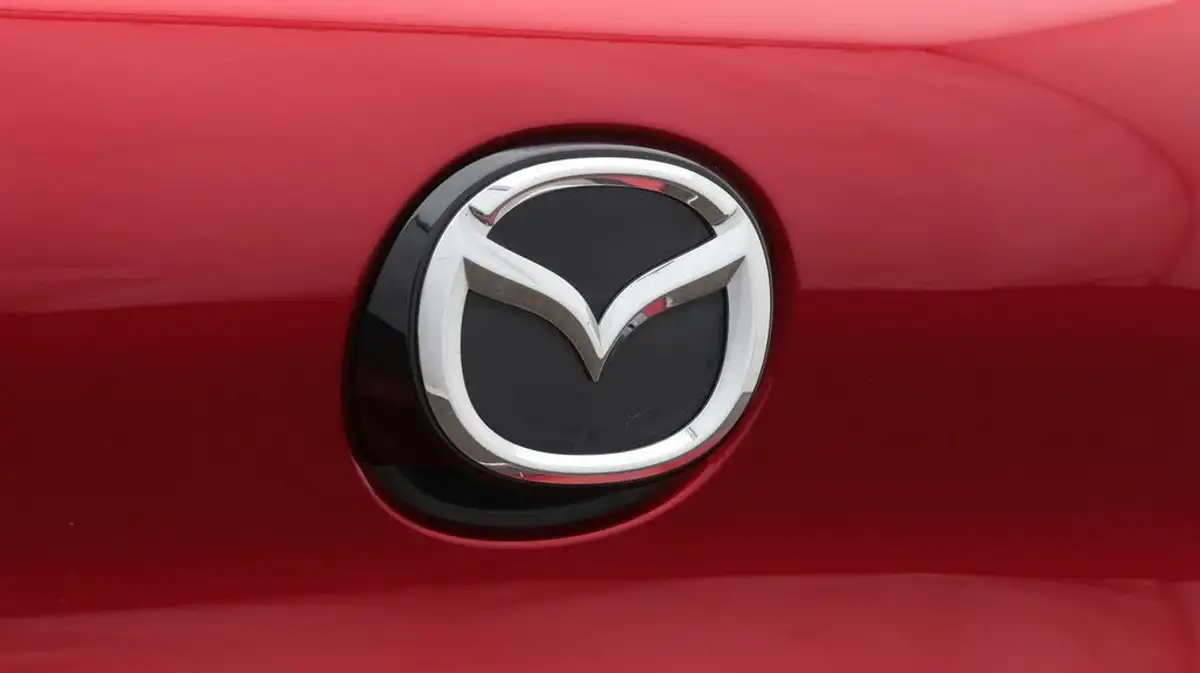 2022-mazda-mazda3-20-se-l-lux-186ps-hatchback-5d-big-20
