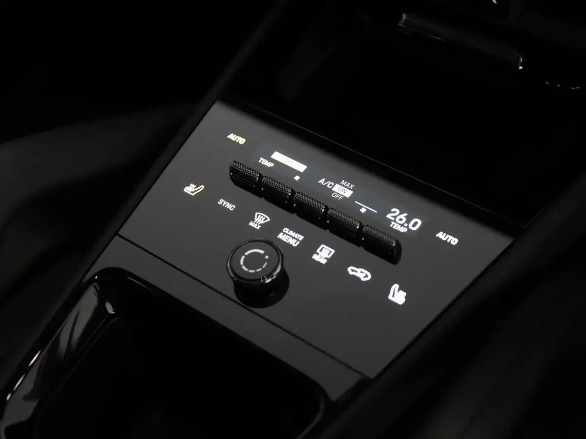 2023-porsche-cayenne-40-v8-station-wagon-big-21