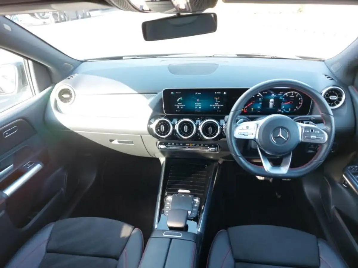 2020-mercedes-benz-b-class-13-b200-amg-line-executive-big-2