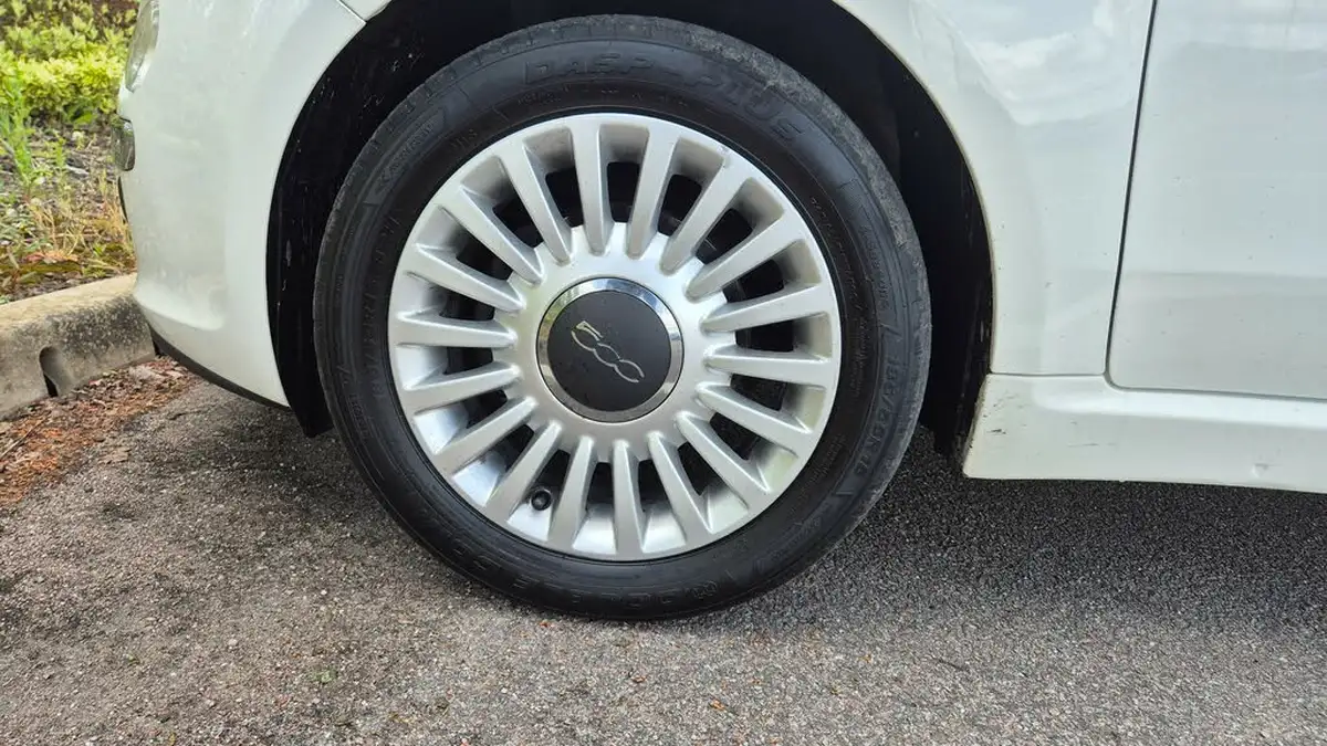 2012-fiat-500-09-lounge-twinair-85bhpss-dualogic-big-20