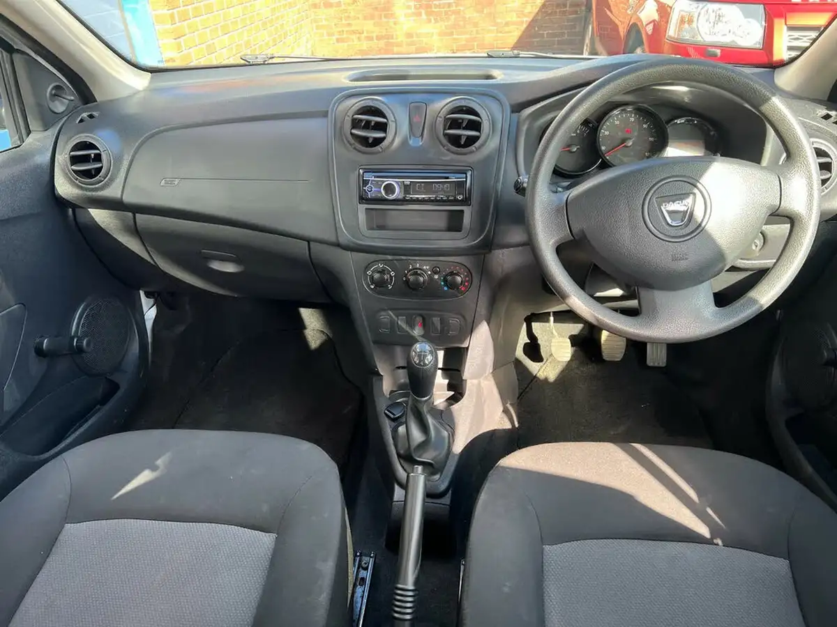 2016-dacia-sandero-12-access-big-22