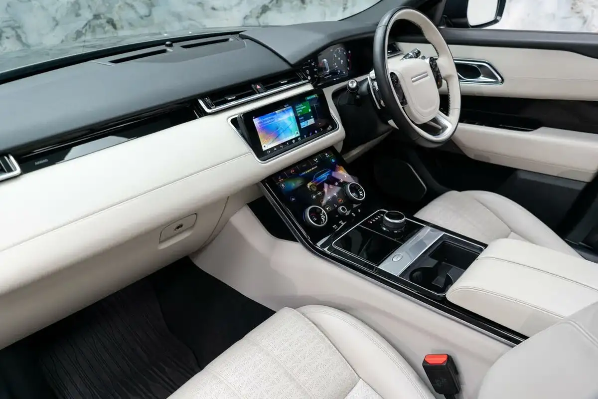 2019-land-rover-range-rover-velar-30-d300-r-dynamic-hse-big-13