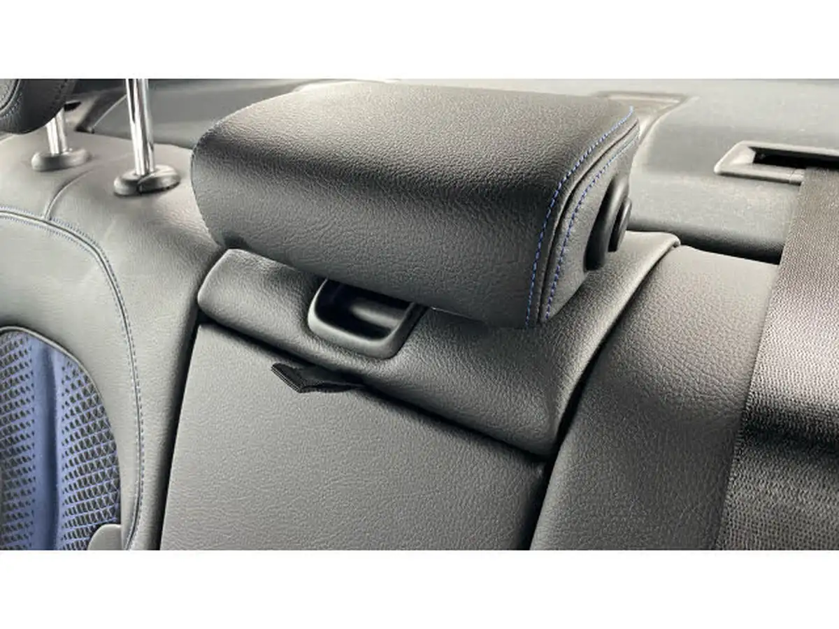 2024-bmw-2-series-15-218i-m-sport-coupe-4d-dct-big-35