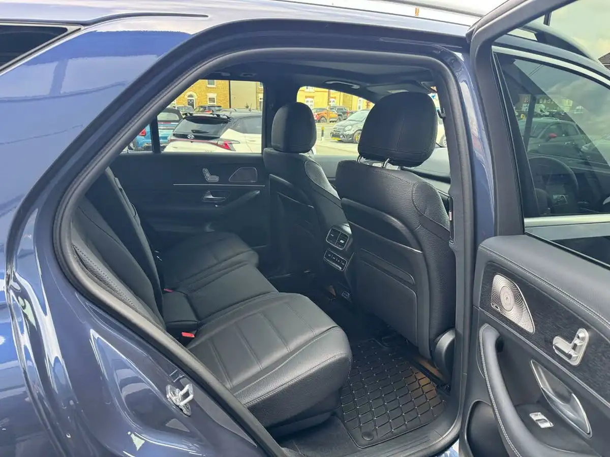 2024-mercedes-benz-gle-class-30d-gle-450d-amg-line-premium-plus-7-suv-big-16