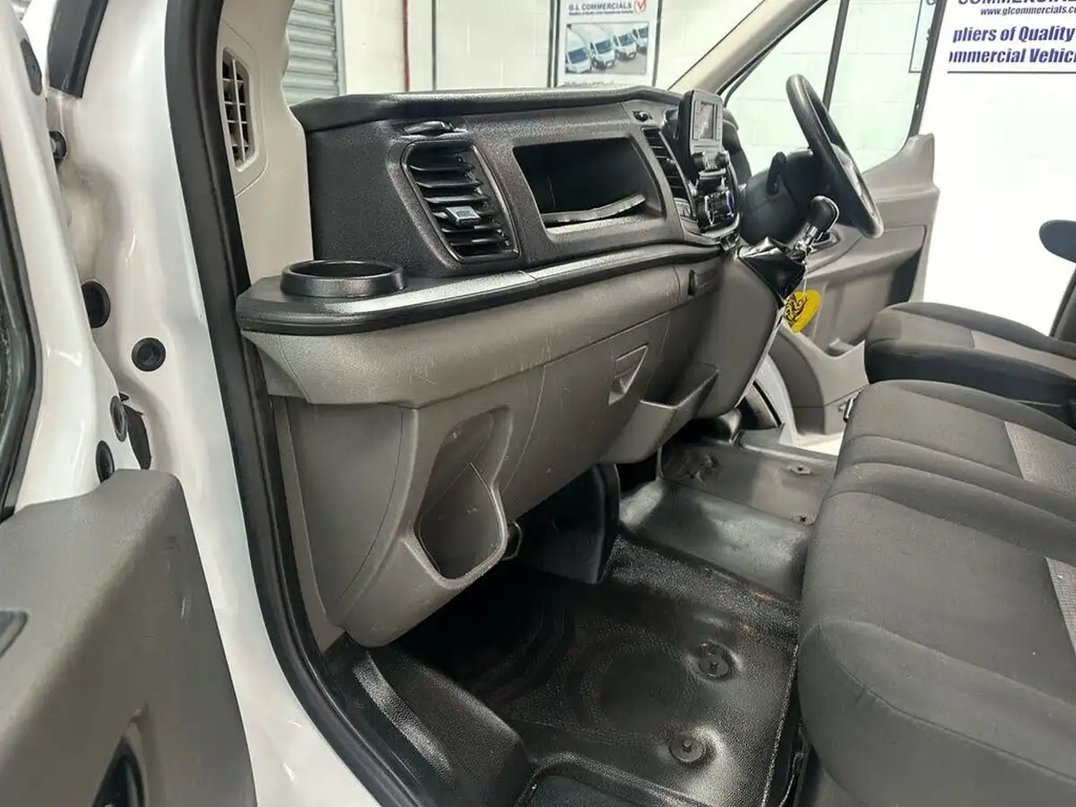 2022-ford-transit-20tdci-350-l2h1-leader-130pseu6dt-rwd-cab-big-19
