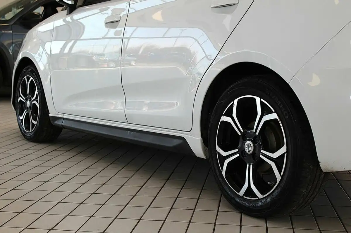 2023-mg-mg3-15-vti-tech-exclusive-nav-big-17