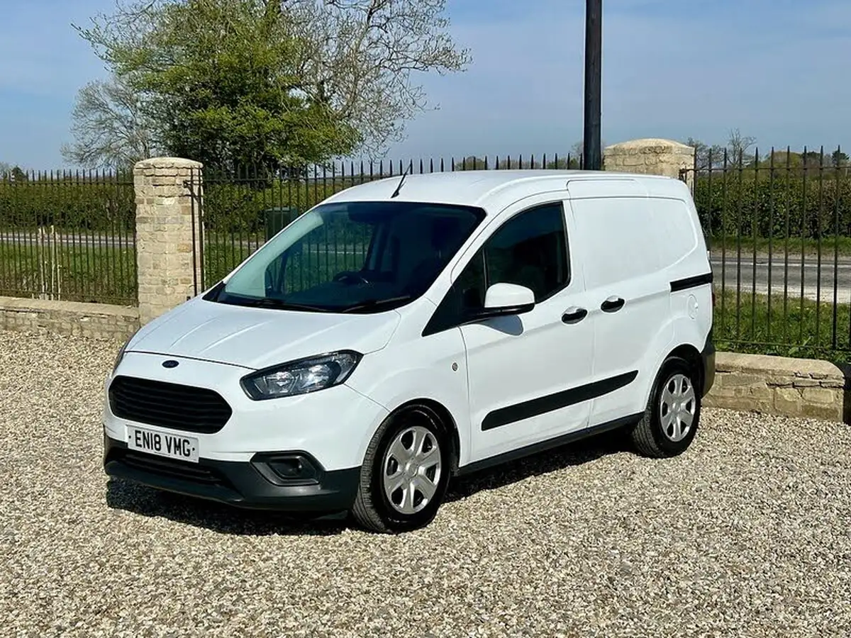 2018-ford-transit-courier-15tdci-trend-95pseu6-panel-big-23